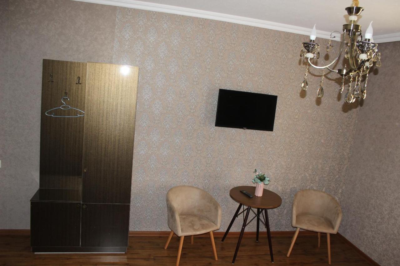 Hotel Golden Star Kazbegi Esterno foto