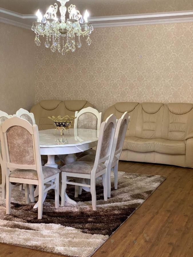 Hotel Golden Star Kazbegi Esterno foto