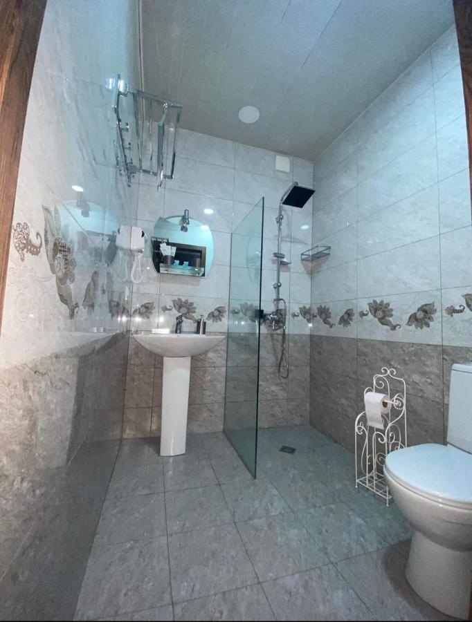 Hotel Golden Star Kazbegi Esterno foto