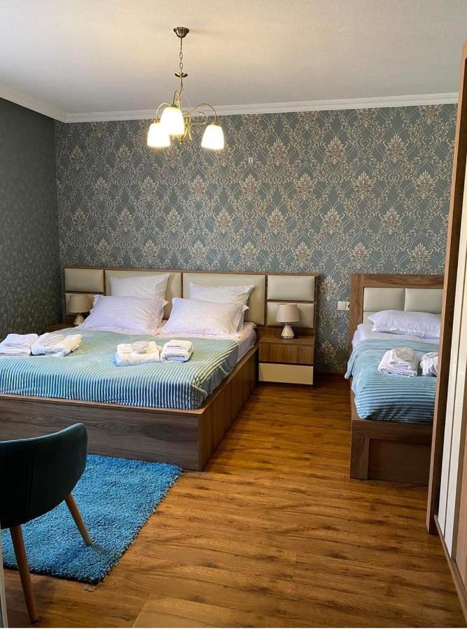 Hotel Golden Star Kazbegi Esterno foto