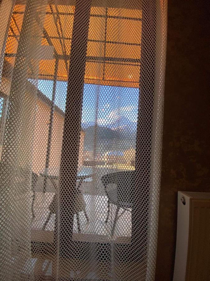 Hotel Golden Star Kazbegi Esterno foto